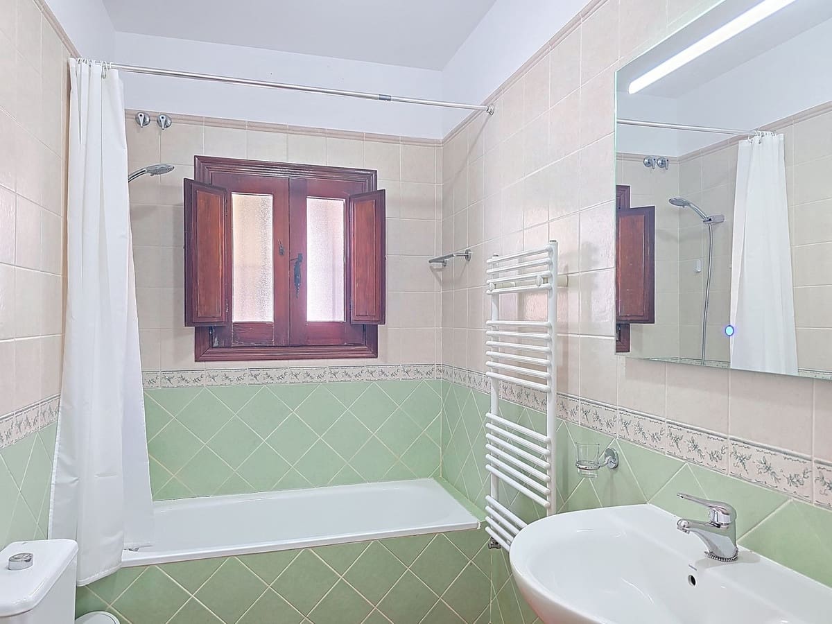 3 bedroom Villa for sale in Archez with pool garage - € 349,000 (Ref: 9357973)