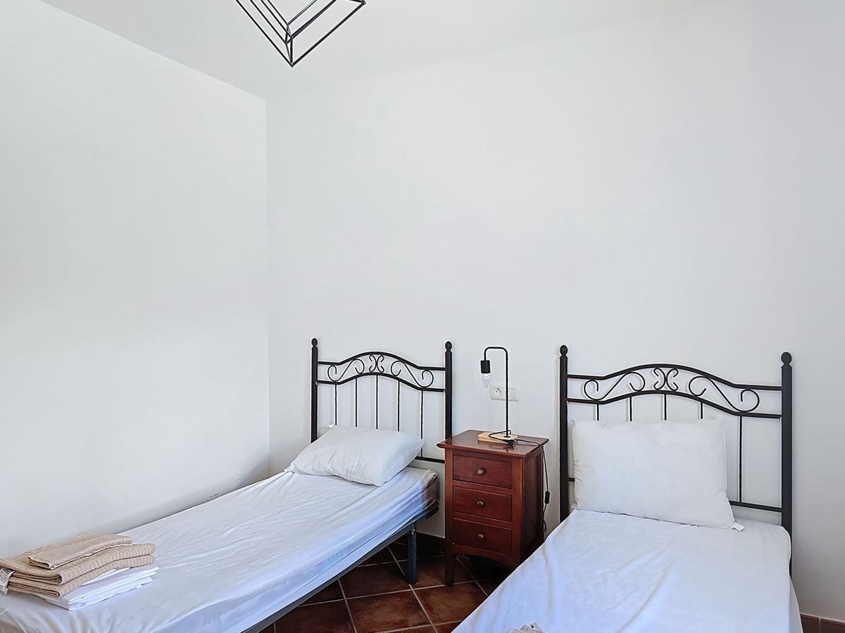 3 bedroom Villa for sale in Archez with pool garage - € 349,000 (Ref: 9357973)