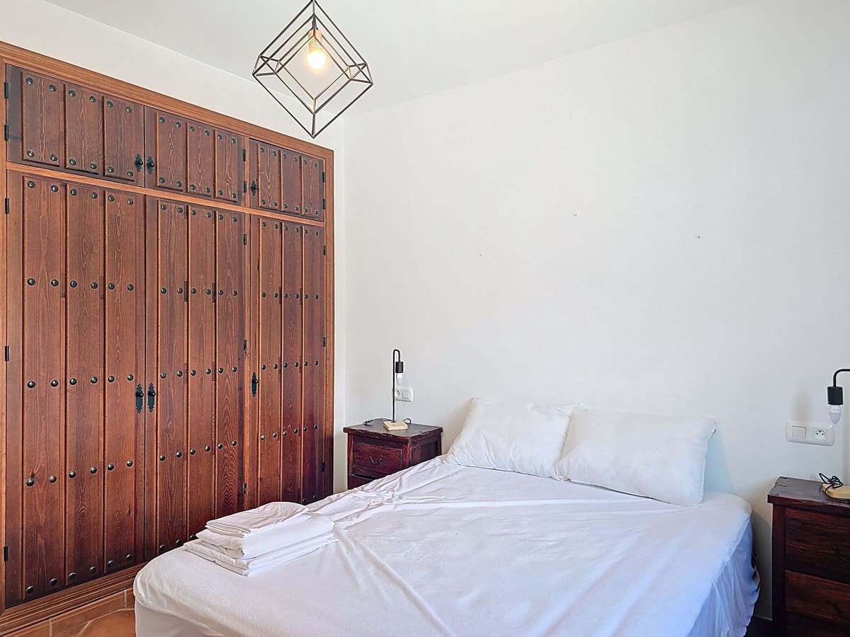 3 bedroom Villa for sale in Archez with pool garage - € 349,000 (Ref: 9357973)