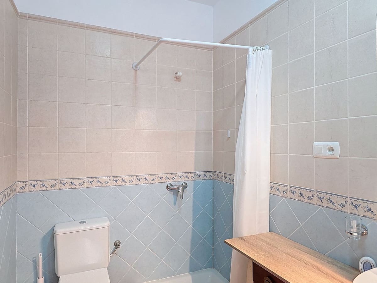 3 bedroom Villa for sale in Archez with pool garage - € 349,000 (Ref: 9357973)