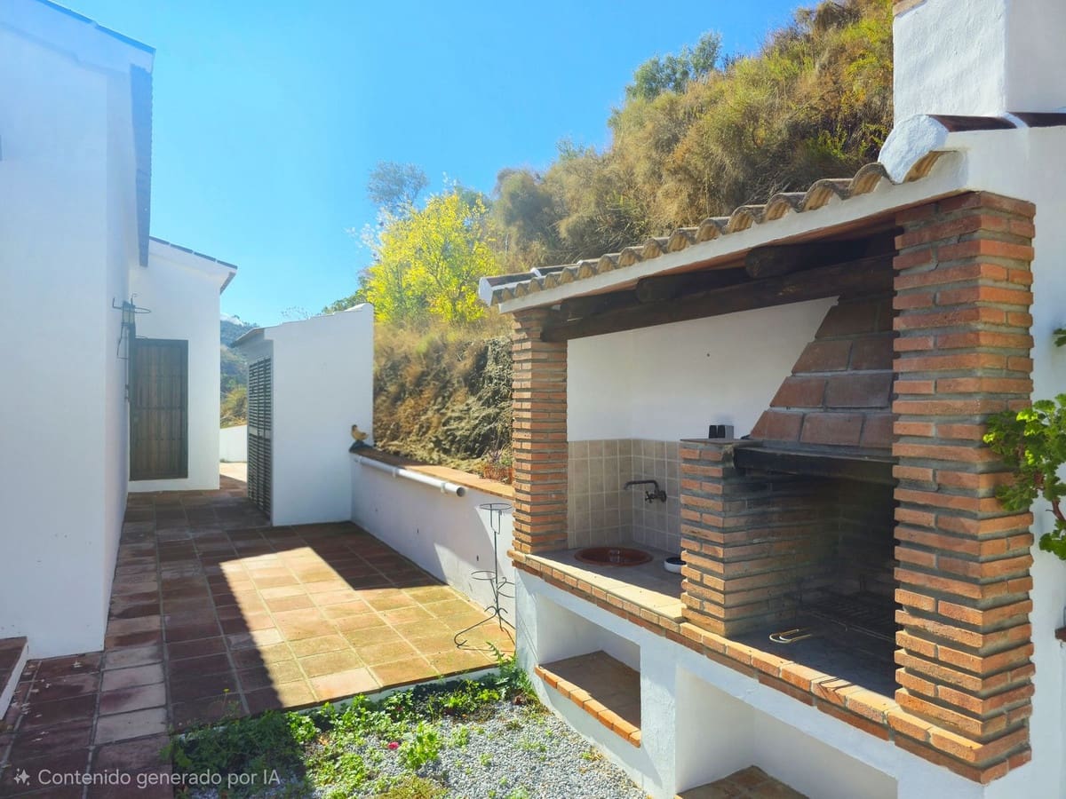 3 bedroom Villa for sale in Archez with pool garage - € 349,000 (Ref: 9357973)