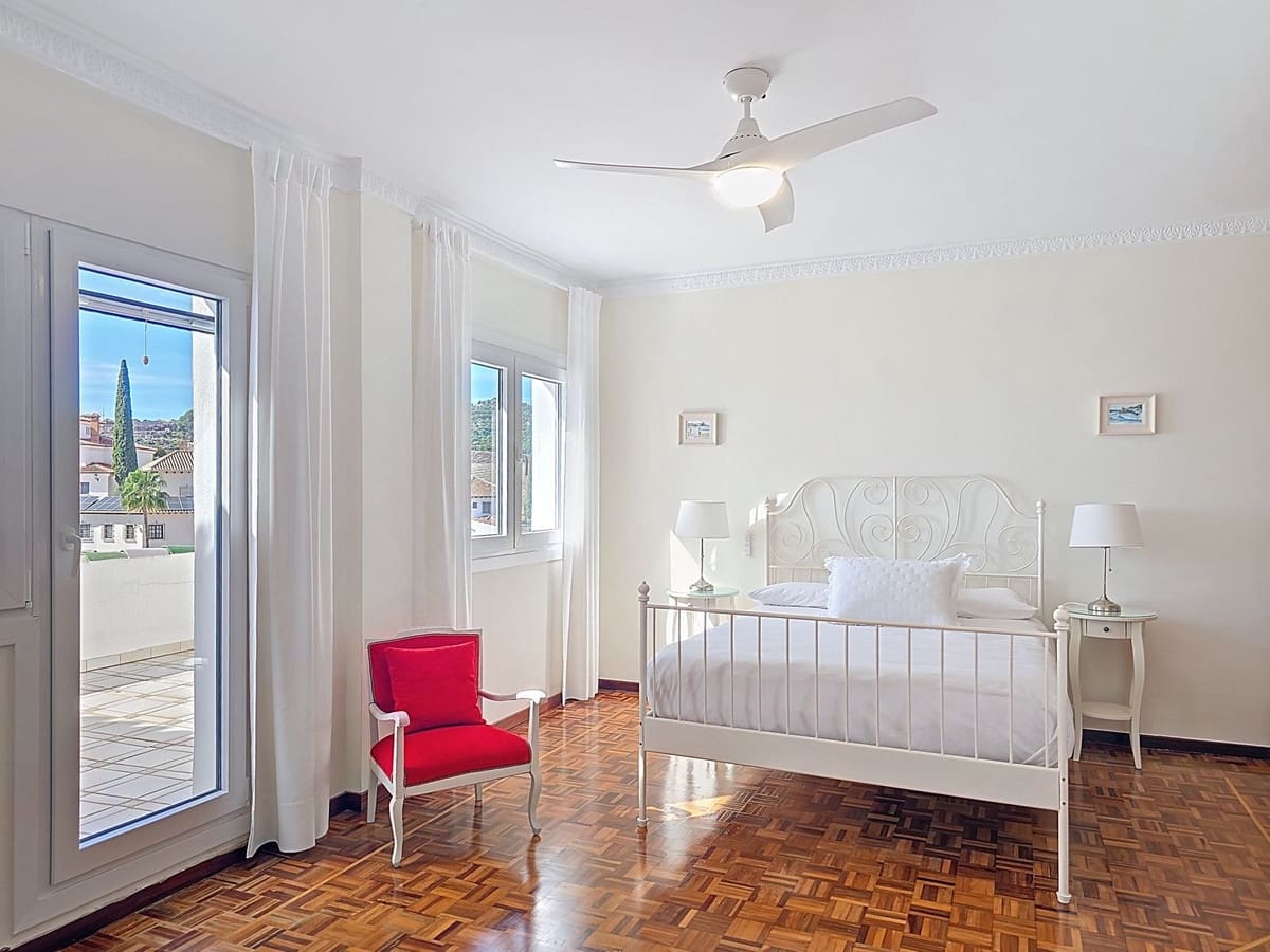 7 soveværelse Villa til salg i Motril med swimmingpool garage - € 900.000 (Ref: 9361789)