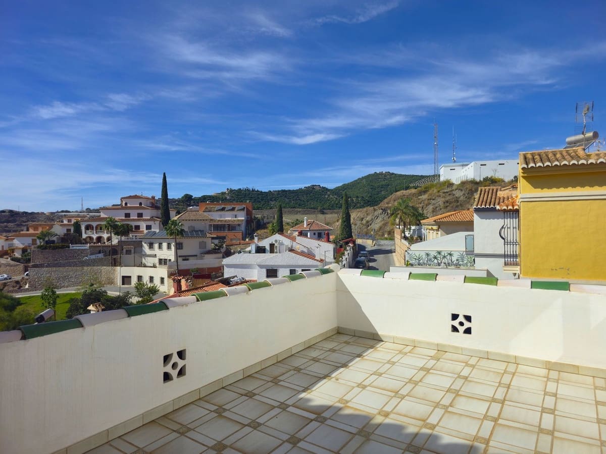 7 soveværelse Villa til salg i Motril med swimmingpool garage - € 900.000 (Ref: 9361789)