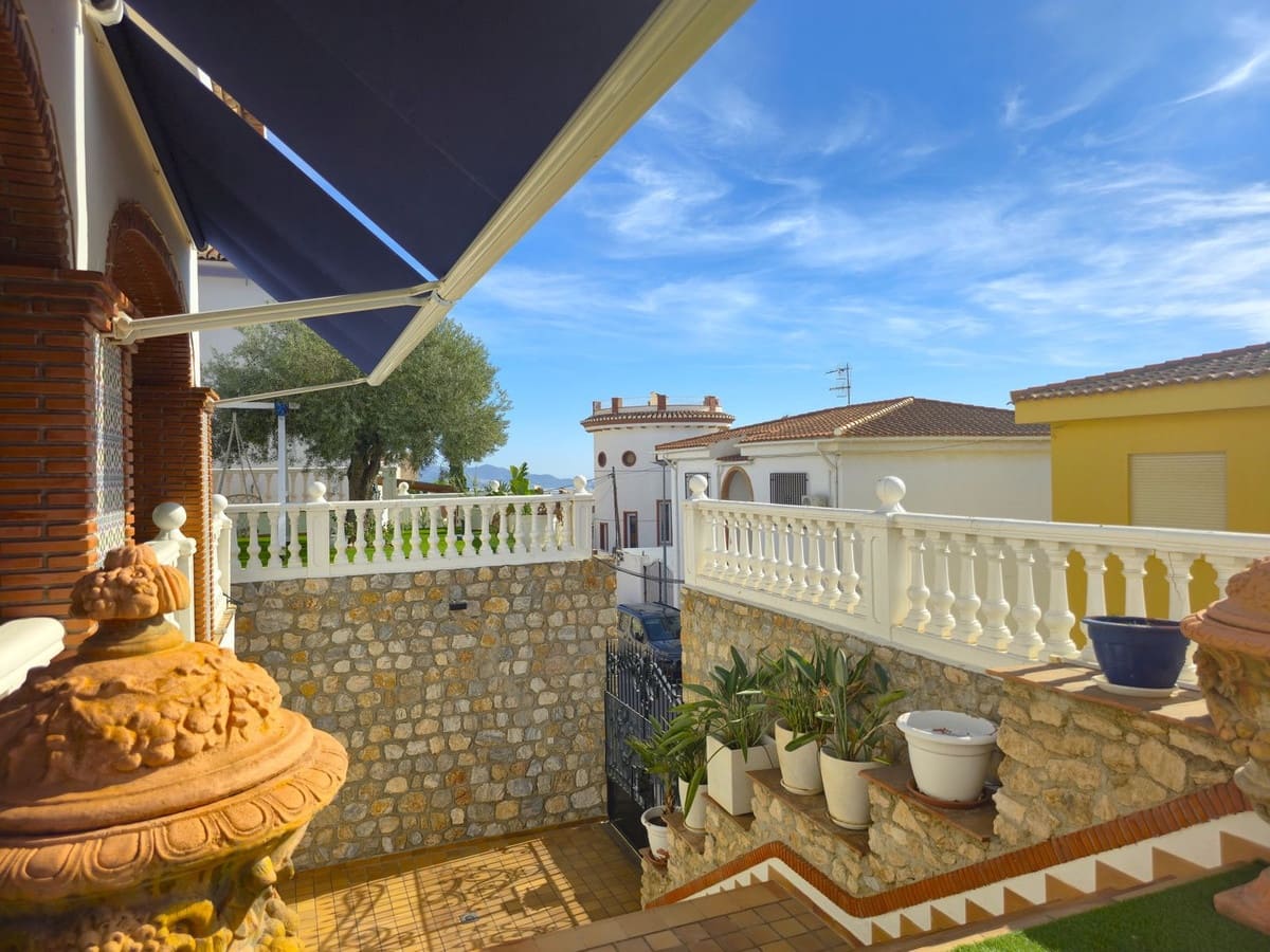 7 soveværelse Villa til salg i Motril med swimmingpool garage - € 900.000 (Ref: 9361789)