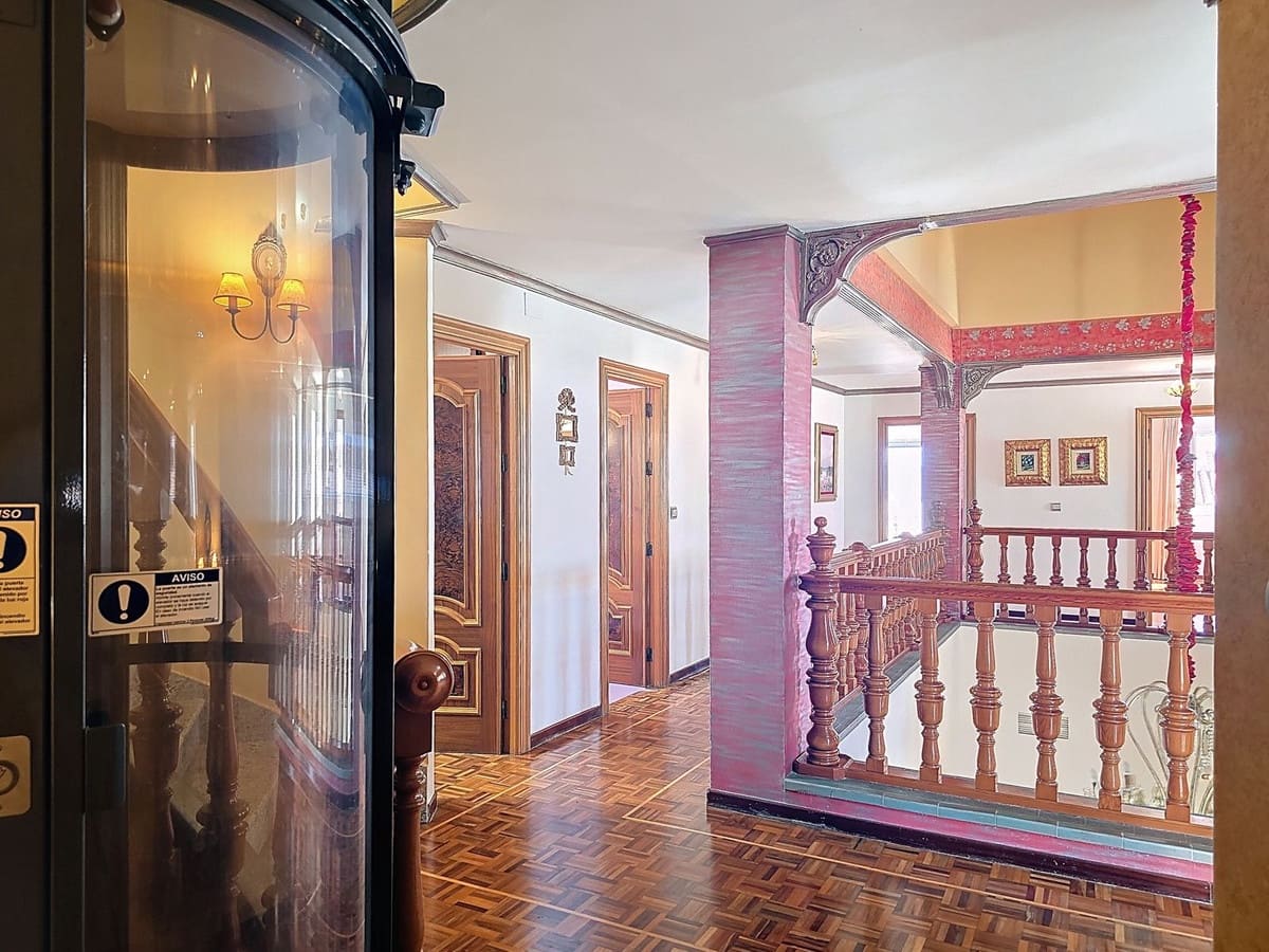 7 soveværelse Villa til salg i Motril med swimmingpool garage - € 900.000 (Ref: 9361789)