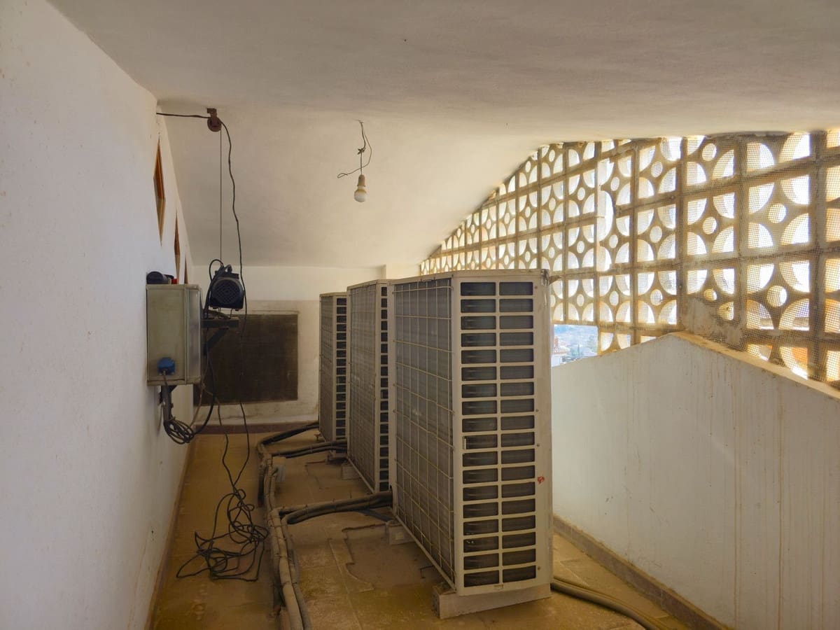 7 soveværelse Villa til salg i Motril med swimmingpool garage - € 900.000 (Ref: 9361789)