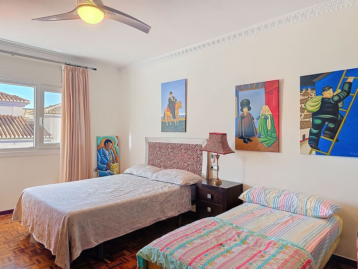 7 soveværelse Villa til salg i Motril med swimmingpool garage - € 900.000 (Ref: 9361789)