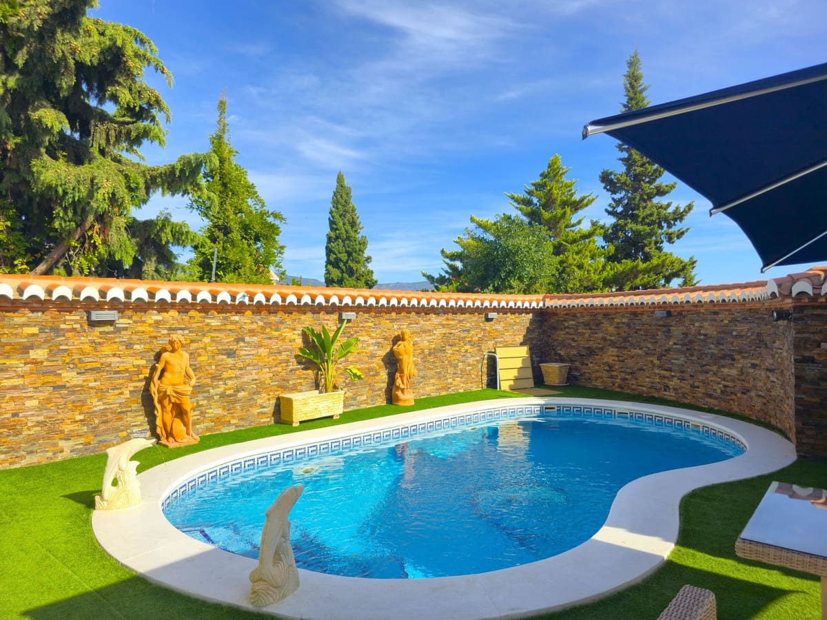 7 soveværelse Villa til salg i Motril med swimmingpool garage - € 900.000 (Ref: 9361789)