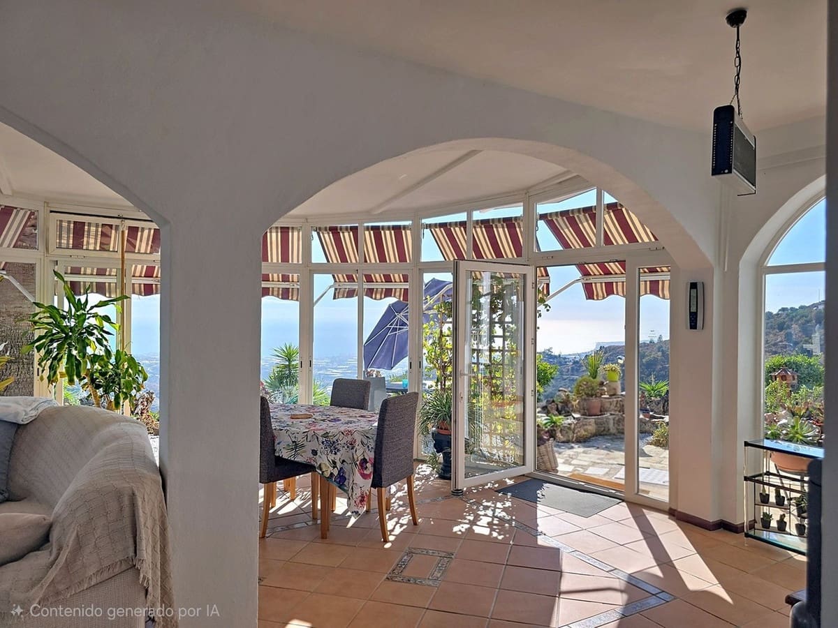 3 sovrum Villa till salu i Arenas med pool garage - 595 000 € (Ref: 9363436)