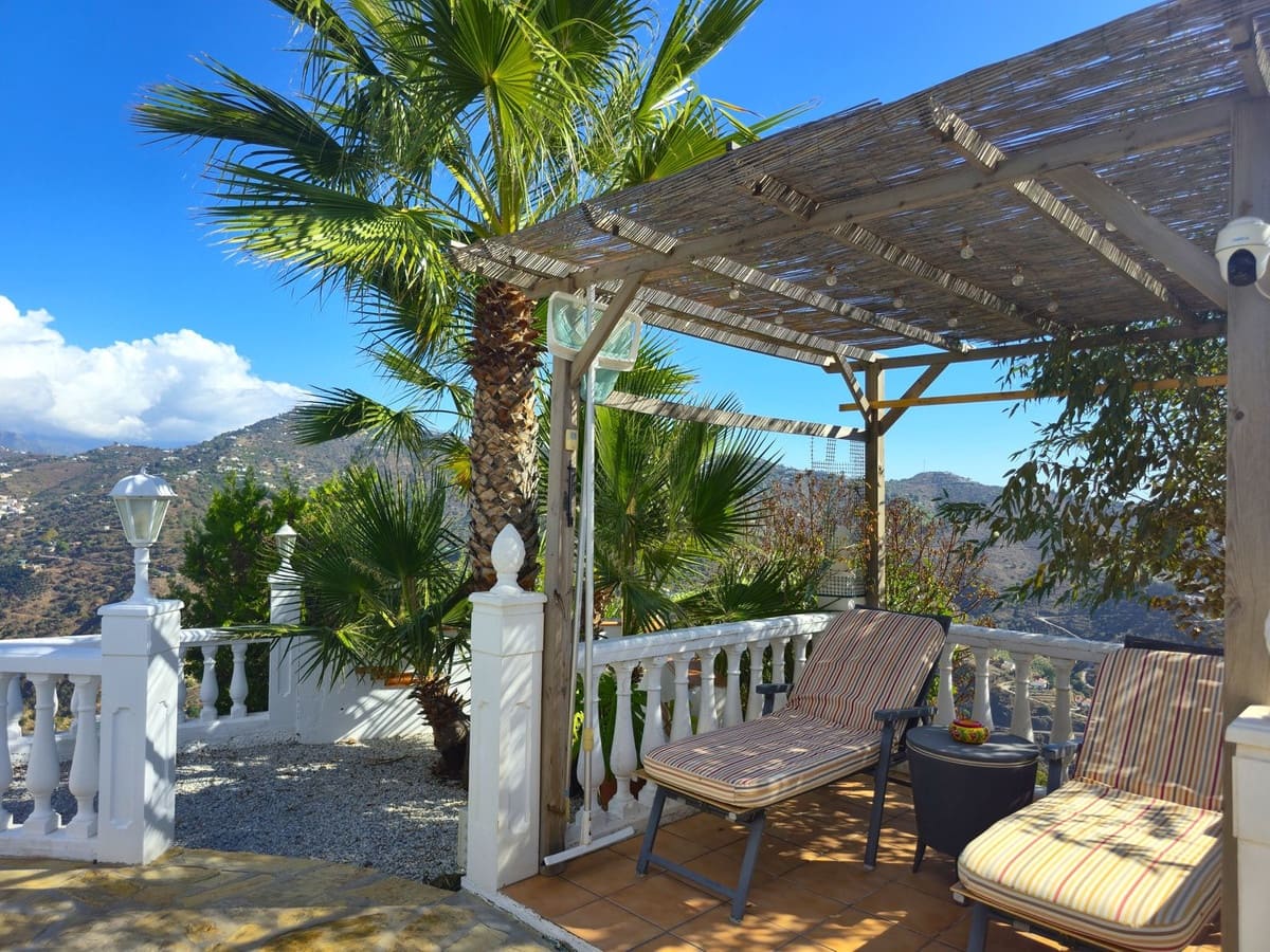 3 sovrum Villa till salu i Arenas med pool garage - 595 000 € (Ref: 9363436)