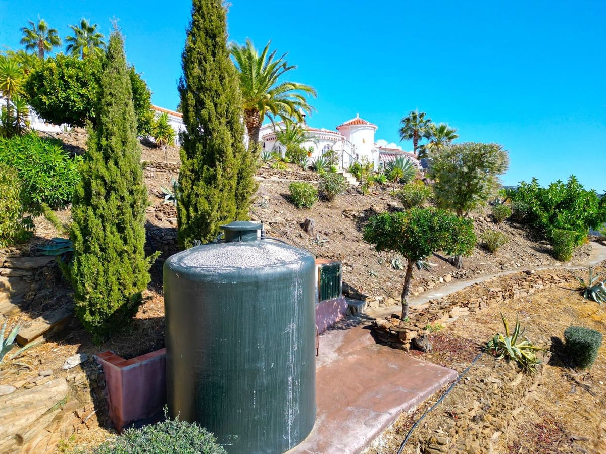 3 sovrum Villa till salu i Arenas med pool garage - 595 000 € (Ref: 9363436)