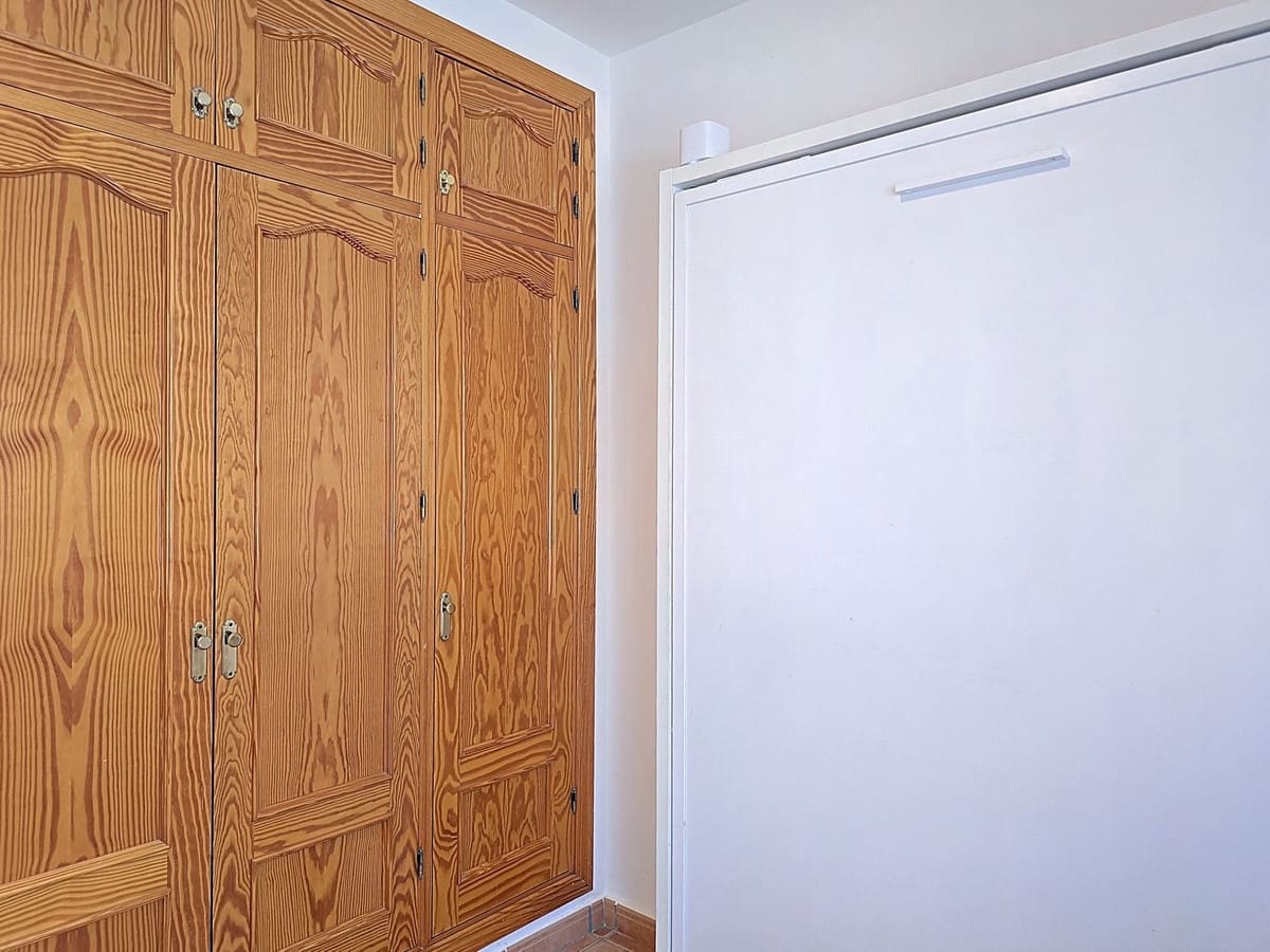 Chalet de 3 habitaciones en Arenas en venta con piscina garaje - 549.000 € (Ref: 9363436)