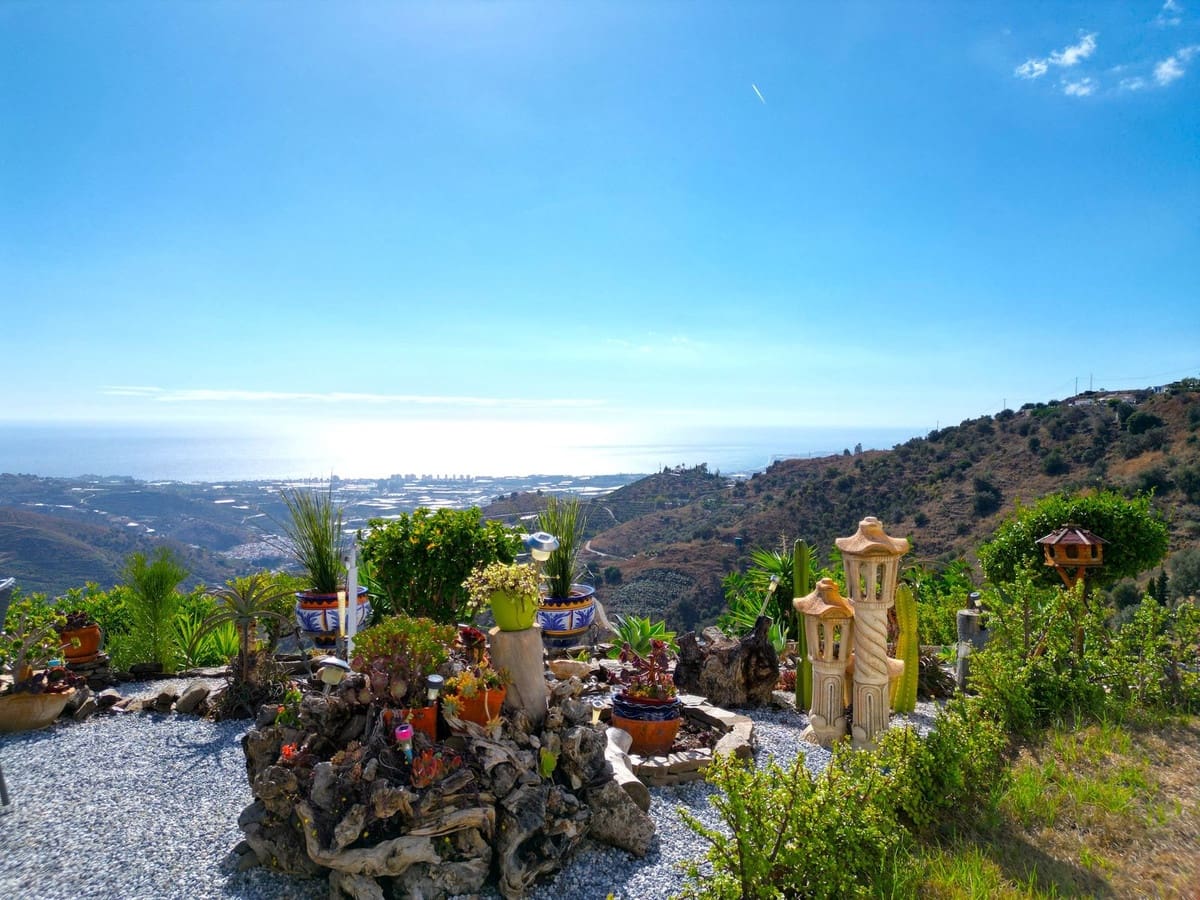 Chalet de 3 habitaciones en Arenas en venta con piscina garaje - 549.000 € (Ref: 9363436)