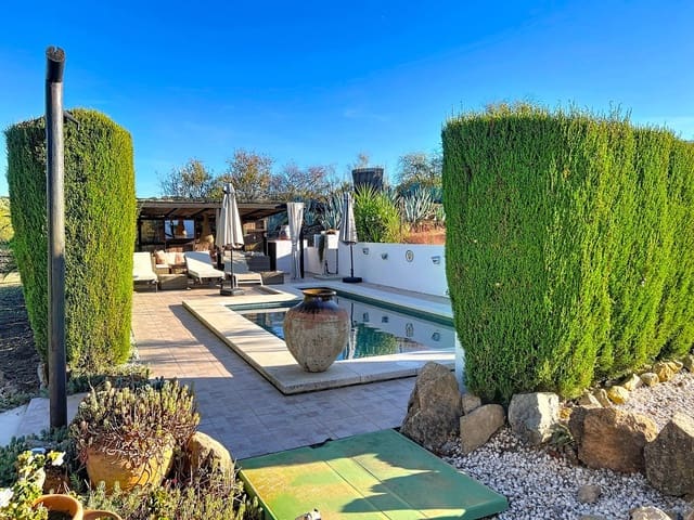 4 camera da letto Finca/Casa di Campagna in vendita in Villanueva de Tapia con piscina garage - 395.000 € (Rif: 9372174)