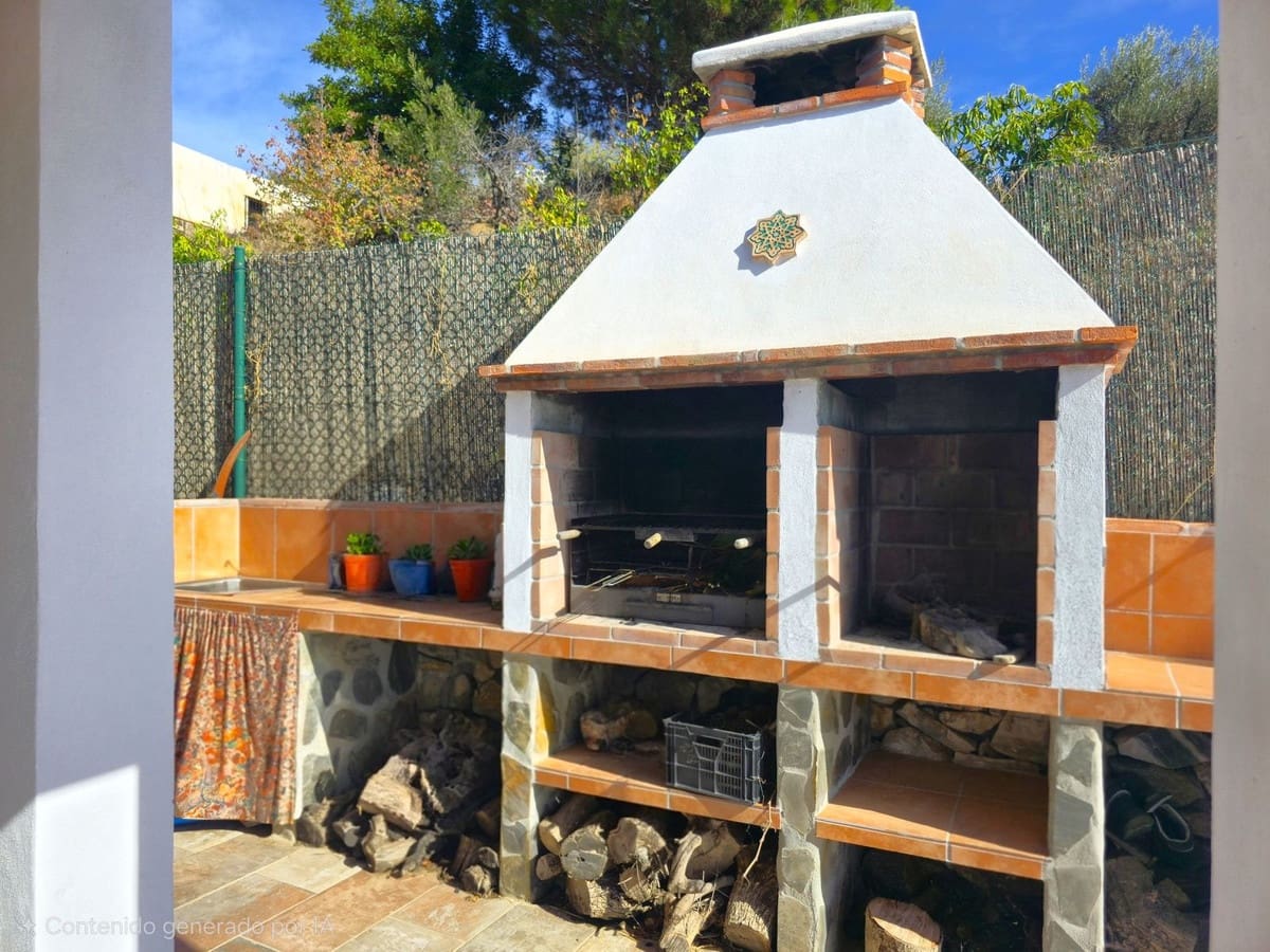 2 bedroom Finca/Country House for sale in Frigiliana with pool garage - € 350,000 (Ref: 9382016)