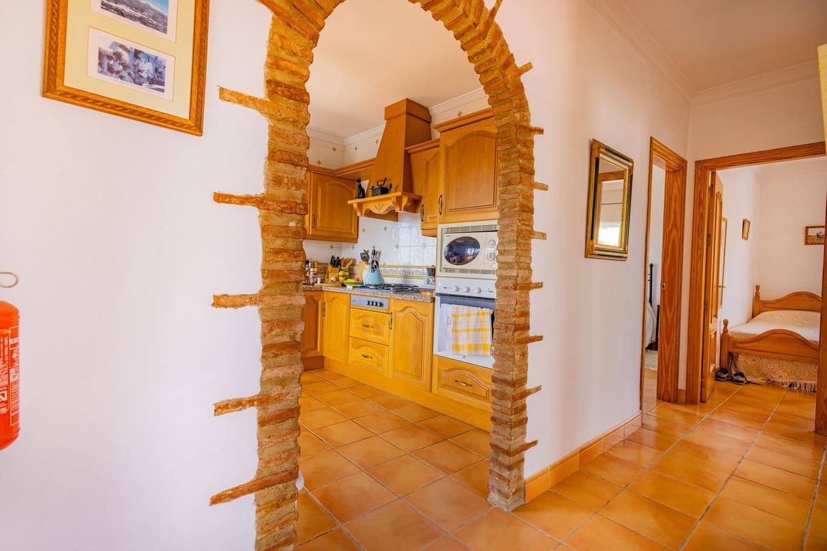 5 sovrum Villa till salu i Canillas de Aceituno med pool garage - 435 000 € (Ref: 9386746)