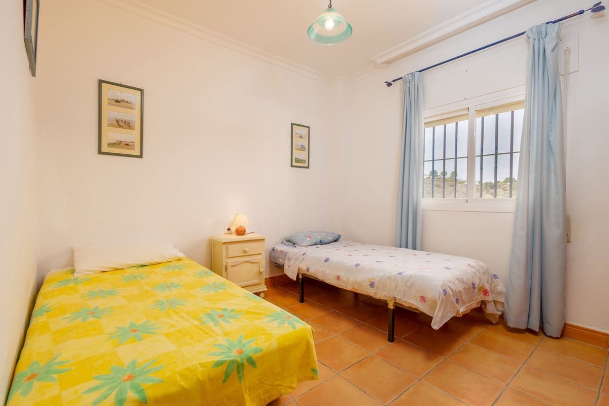 5 sovrum Villa till salu i Canillas de Aceituno med pool garage - 435 000 € (Ref: 9386746)