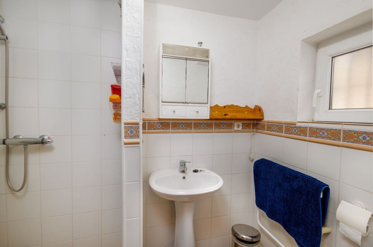 2 slaapkamer Finca/Landhuis te koop in Canillas de Aceituno met zwembad garage - € 295.000 (Ref: 9388712)