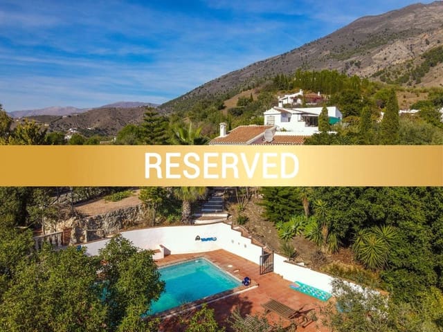 Finca/Casa Rural de 2 habitaciones en Canillas de Aceituno en venta con piscina garaje - 295.000 € (Ref: 9388712)