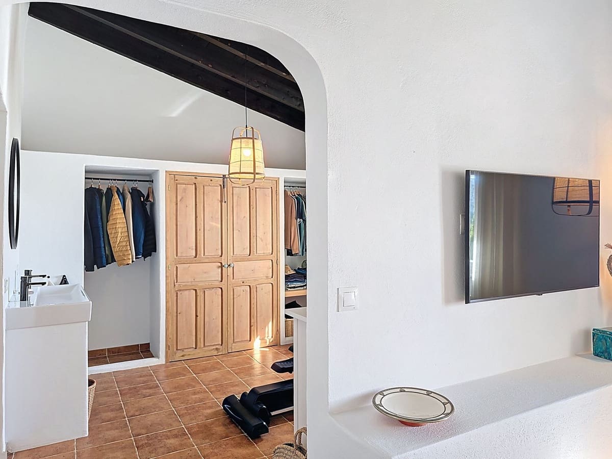 6 soveværelse Finca/Landehus til salg i Colmenar med swimmingpool garage - € 1.250.000 (Ref: 9394267)