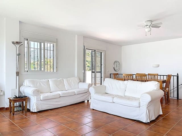 3 sovrum Villa till salu i Canillas de Aceituno - 345 000 € (Ref: 9397990)