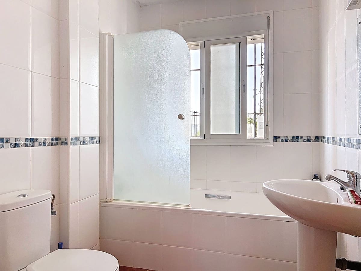 3 sovrum Villa till salu i Canillas de Aceituno - 345 000 € (Ref: 9397990)