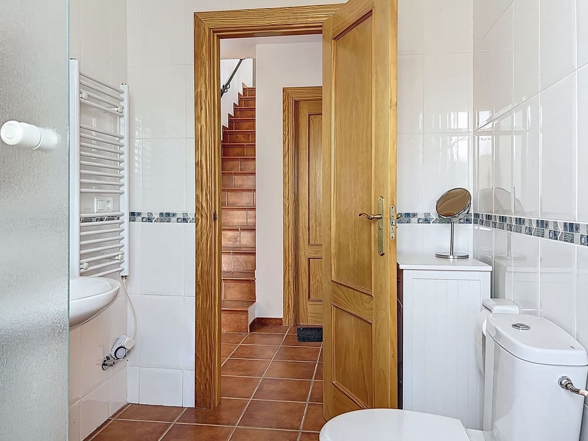 3 sovrum Villa till salu i Canillas de Aceituno - 345 000 € (Ref: 9397990)