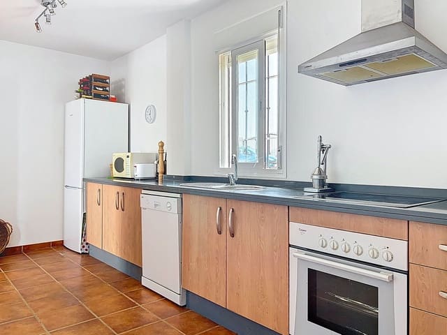 3 sovrum Villa till salu i Canillas de Aceituno - 345 000 € (Ref: 9397990)