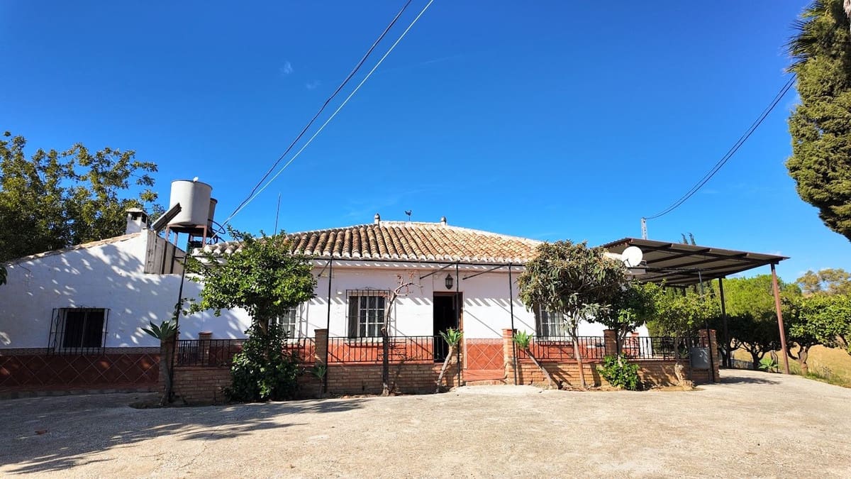 3 slaapkamer Villa te koop in Pizarra met zwembad garage - € 580.000 (Ref: 9398770)