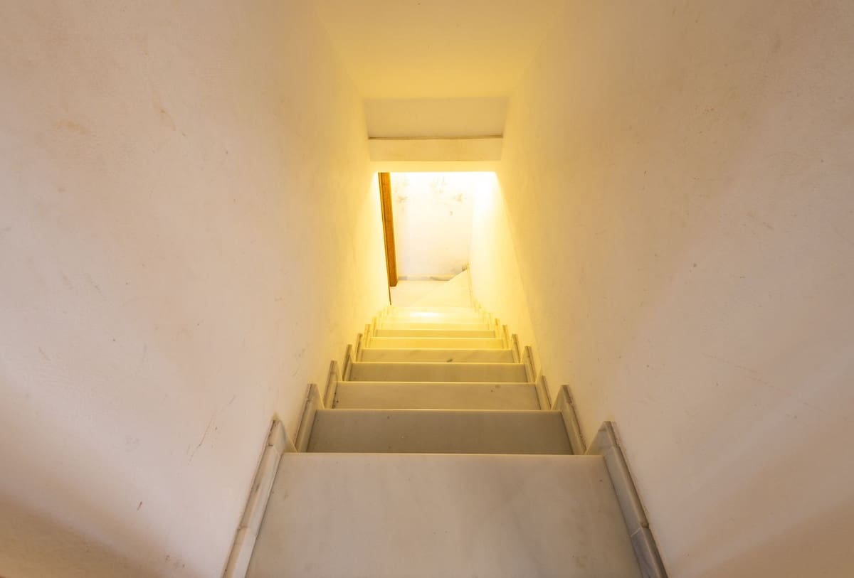 7 soveværelse Villa til salg i Velez de Benaudalla med garage - € 995.000 (Ref: 9400150)