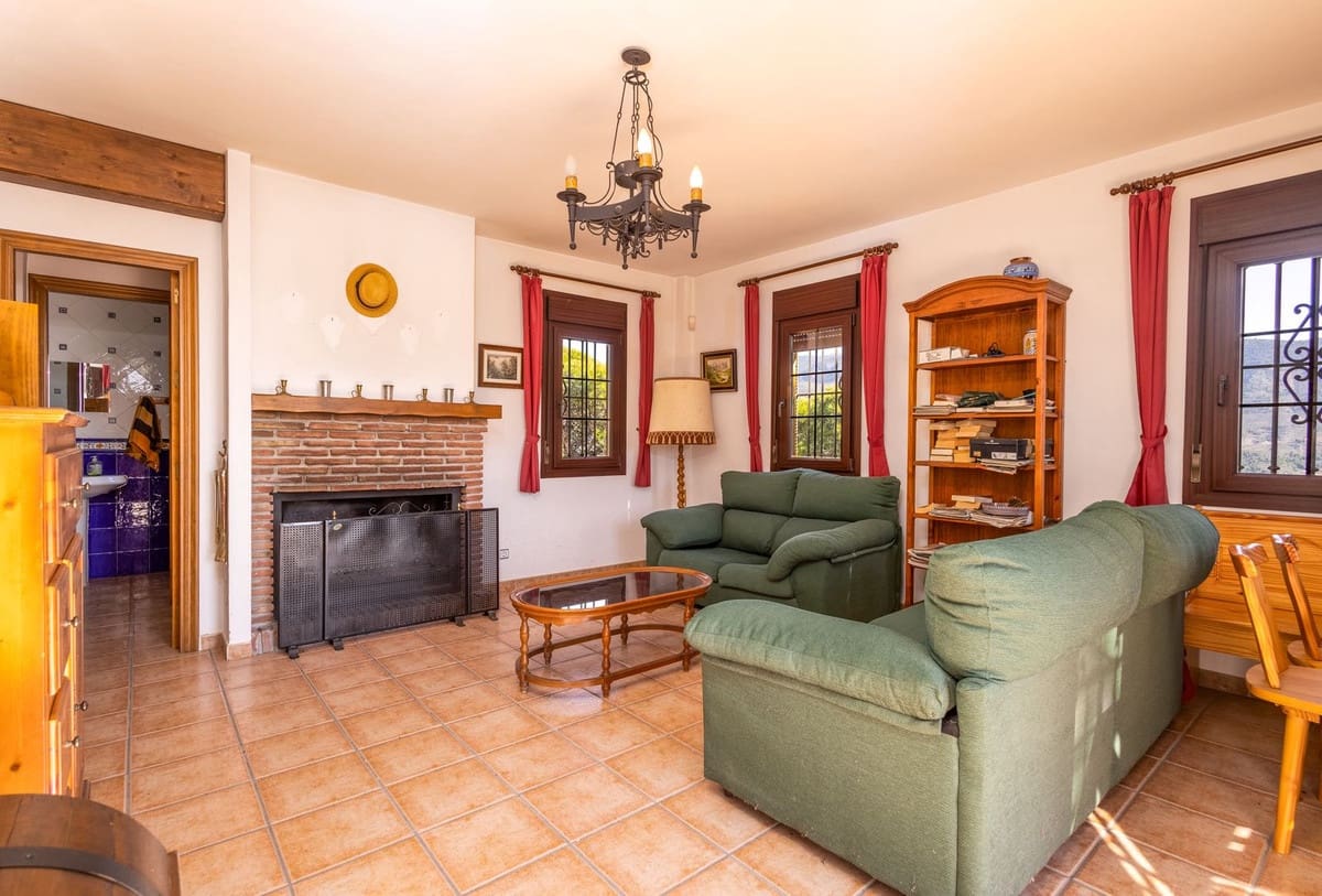 7 soveværelse Villa til salg i Velez de Benaudalla med garage - € 995.000 (Ref: 9400150)