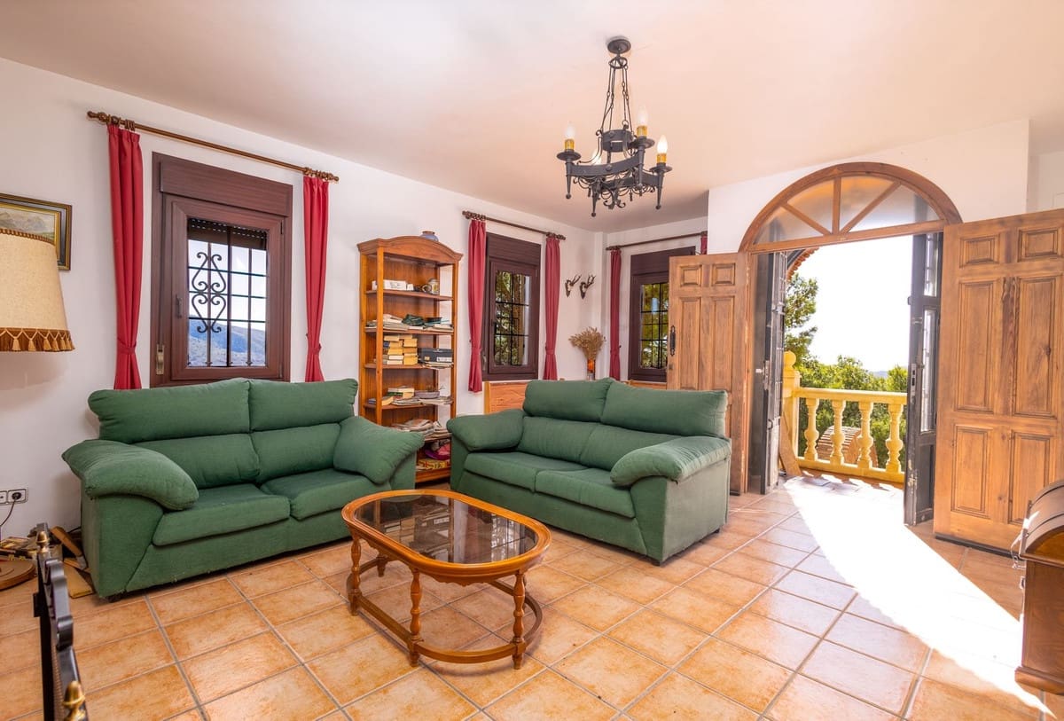 7 soveværelse Villa til salg i Velez de Benaudalla med garage - € 995.000 (Ref: 9400150)