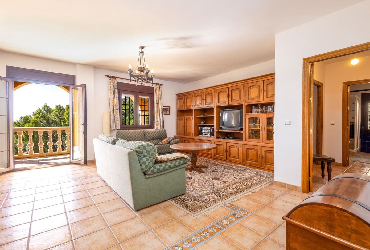 7 soveværelse Villa til salg i Velez de Benaudalla med garage - € 995.000 (Ref: 9400150)