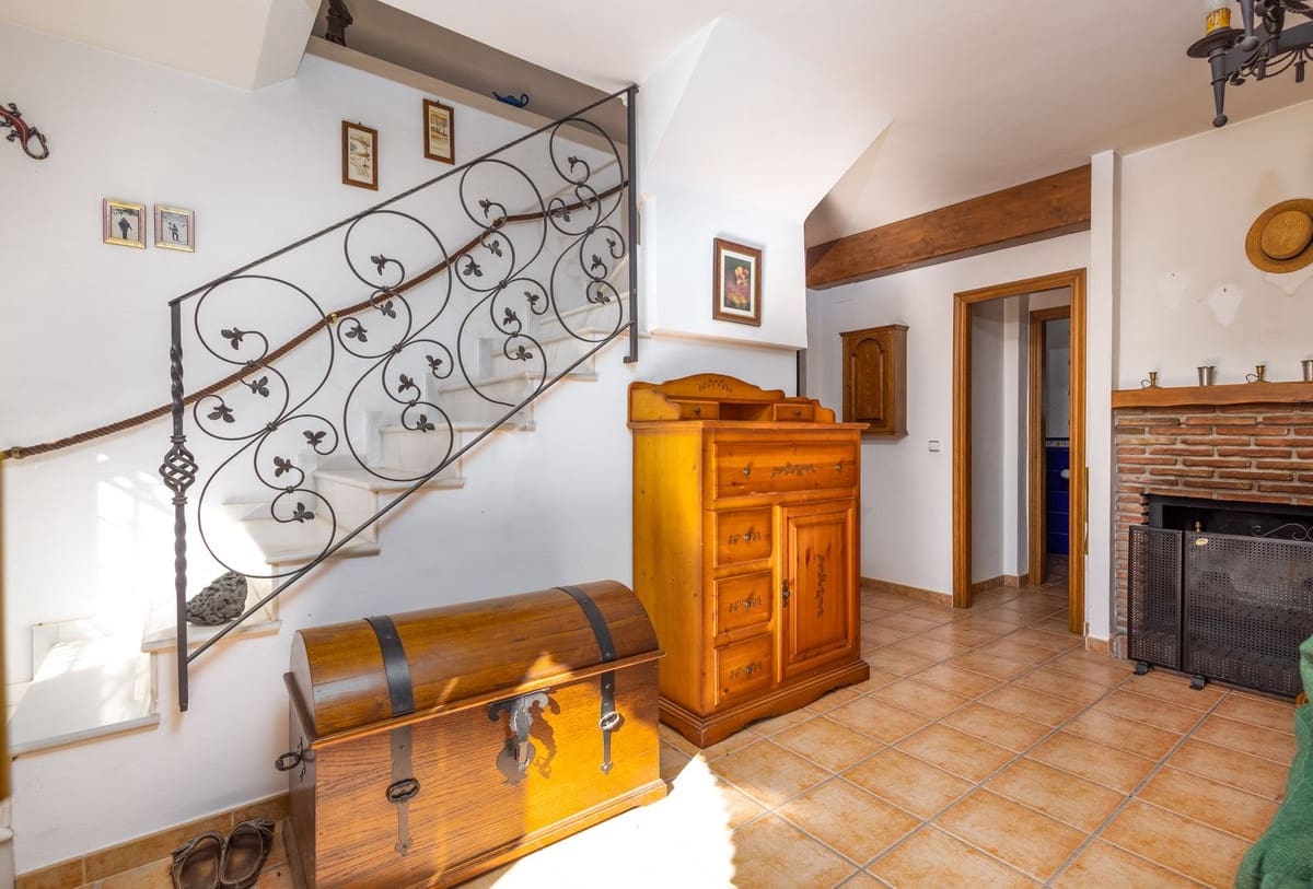 7 soveværelse Villa til salg i Velez de Benaudalla med garage - € 995.000 (Ref: 9400150)