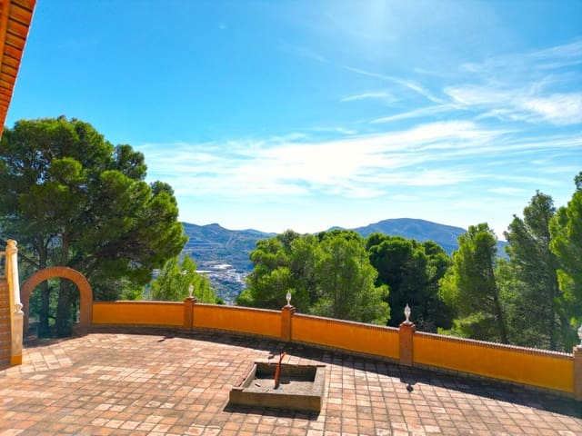 7 soveværelse Villa til salg i Vélez de Benaudalla med garage - € 995.000 (Ref: 9400150)