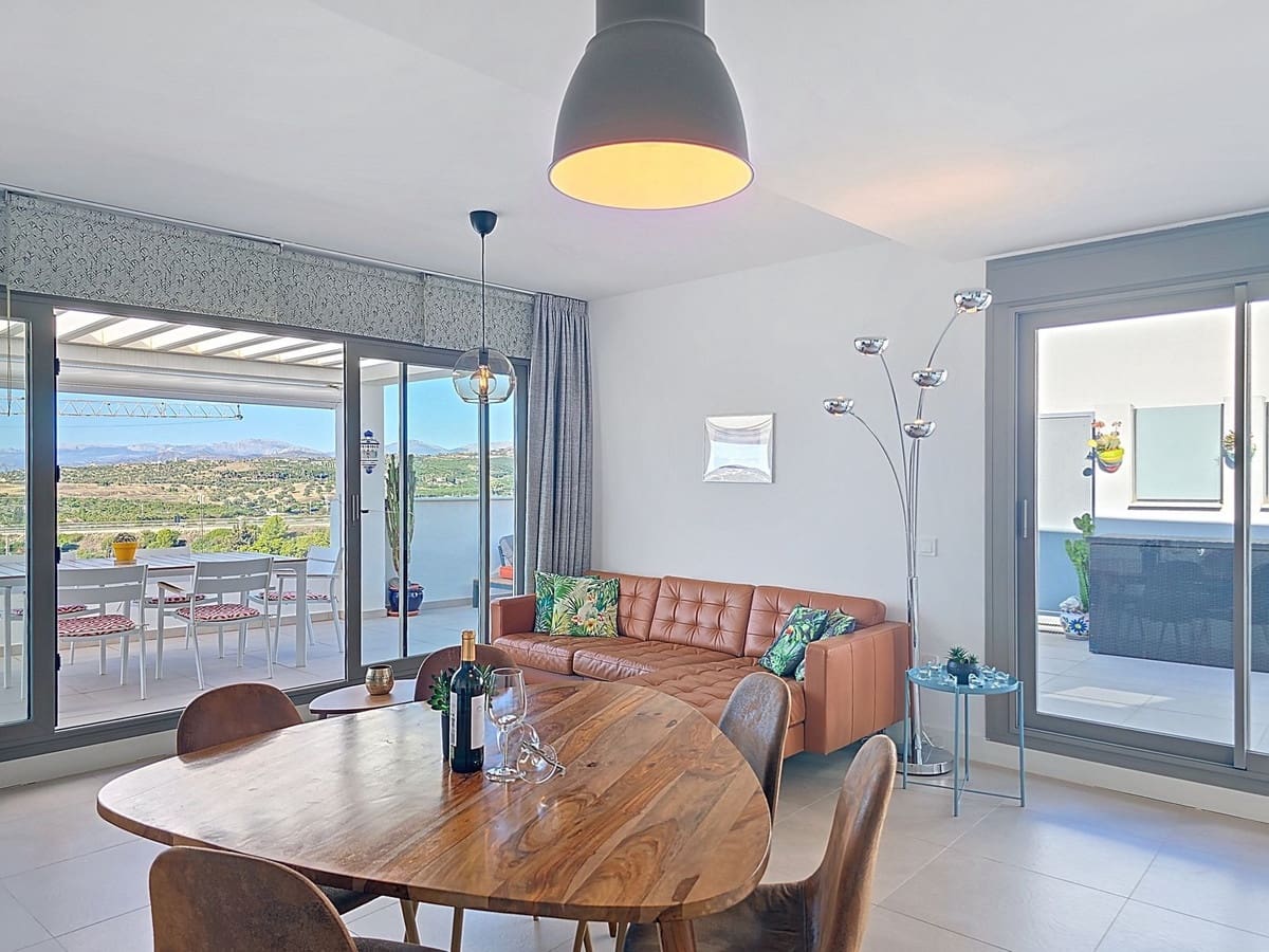 2 soveværelse Penthouse til salg i Caleta de Velez med swimmingpool garage - € 489.000 (Ref: 9413465)