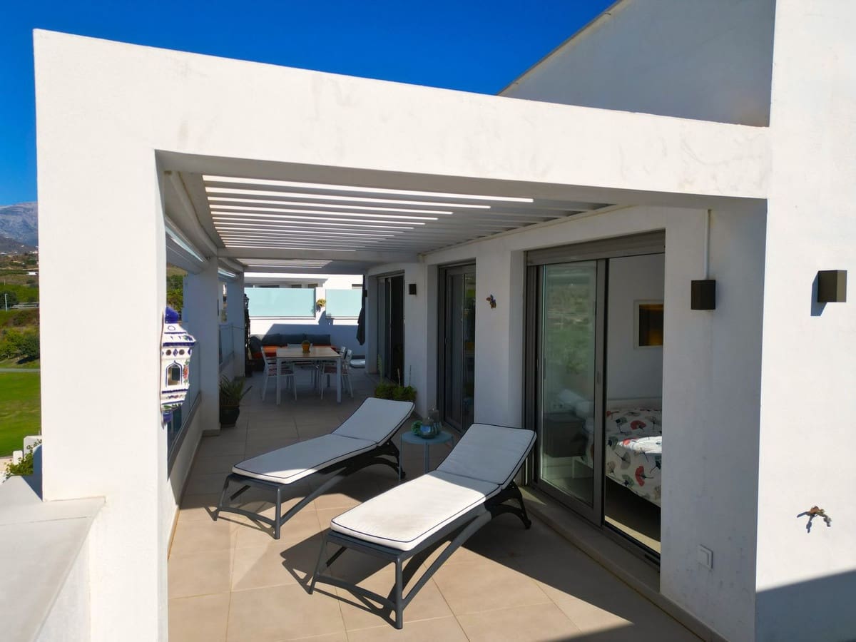 2 soveværelse Penthouse til salg i Caleta de Velez med swimmingpool garage - € 489.000 (Ref: 9413465)