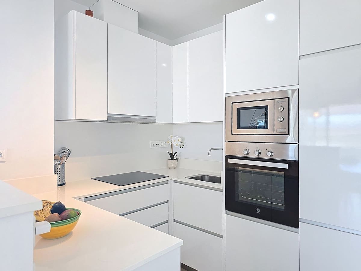 2 chambre Penthouse à vendre à Caleta de Velez avec piscine garage - 489 000 € (Ref: 9413465)