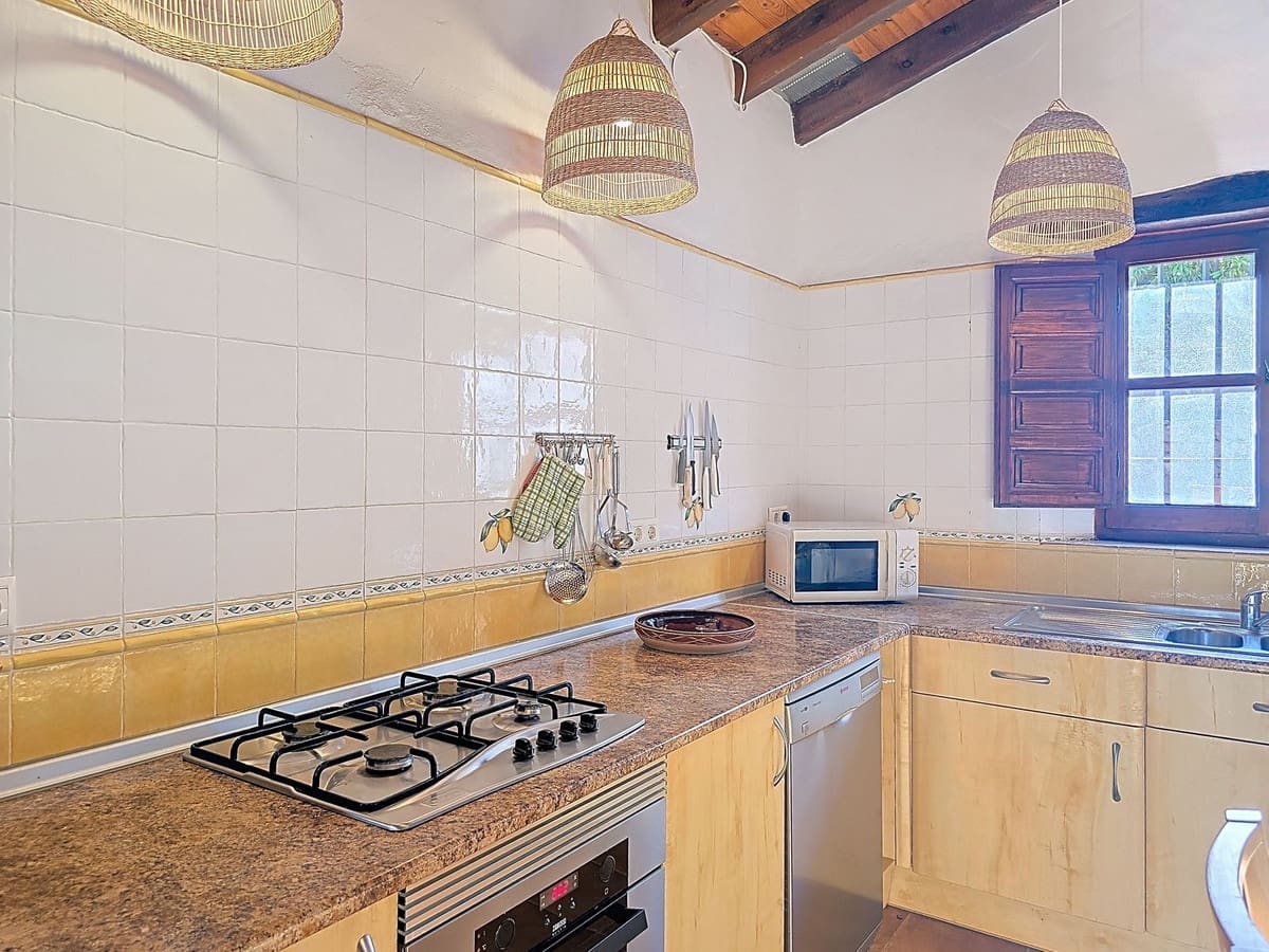 3 quarto Moradia para venda em El Borge com piscina garagem - 345 000 € (Ref: 9420040)