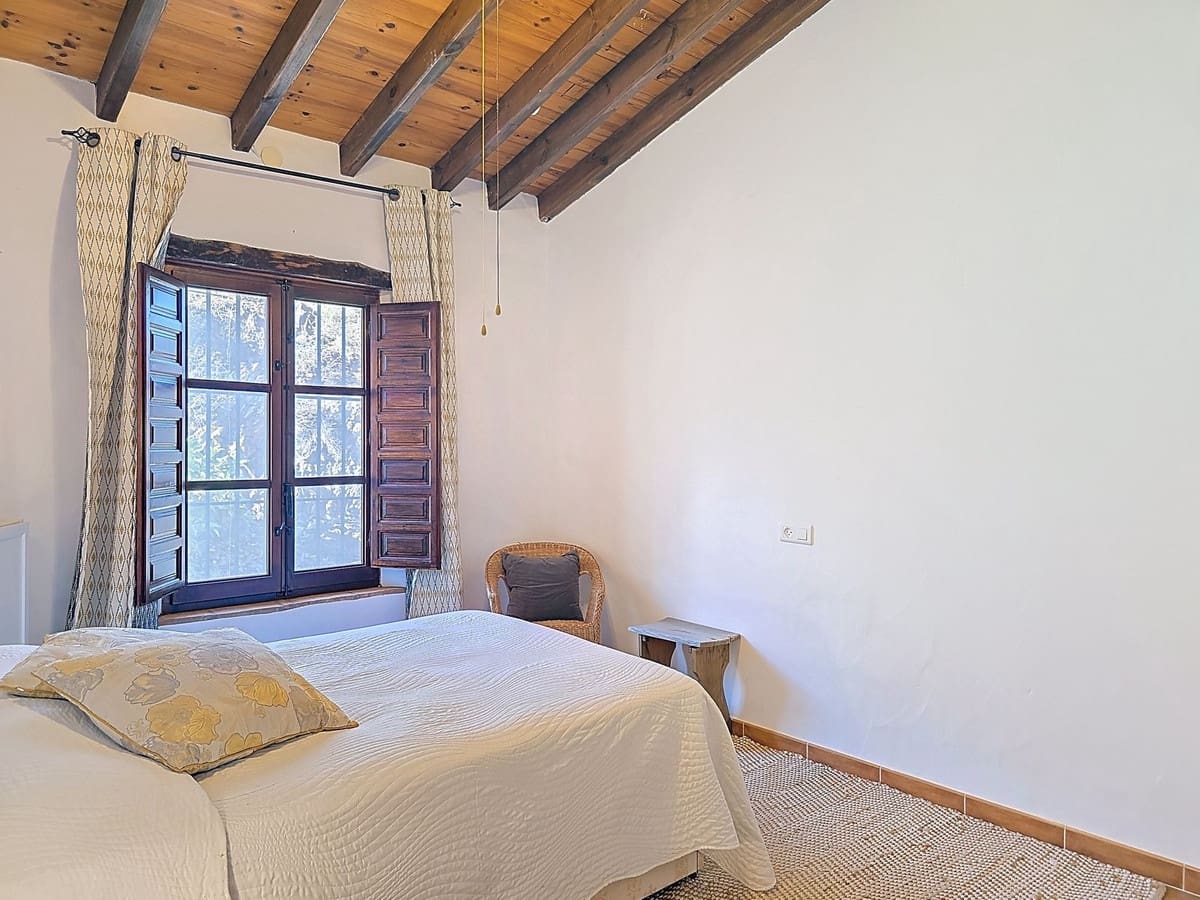 3 quarto Moradia para venda em El Borge com piscina garagem - 345 000 € (Ref: 9420040)