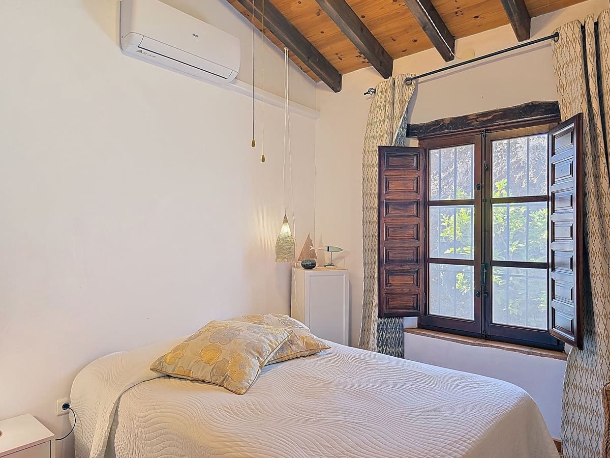 3 quarto Moradia para venda em El Borge com piscina garagem - 345 000 € (Ref: 9420040)