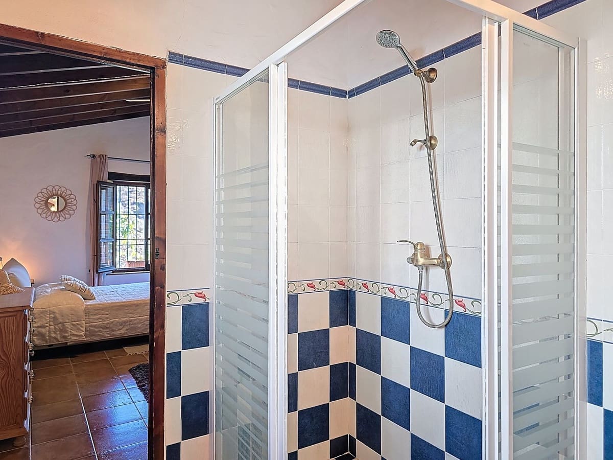 3 quarto Moradia para venda em El Borge com piscina garagem - 345 000 € (Ref: 9420040)