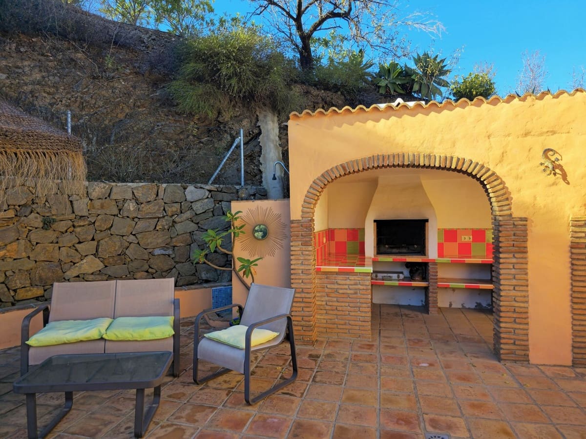 3 quarto Moradia para venda em El Borge com piscina garagem - 345 000 € (Ref: 9420040)