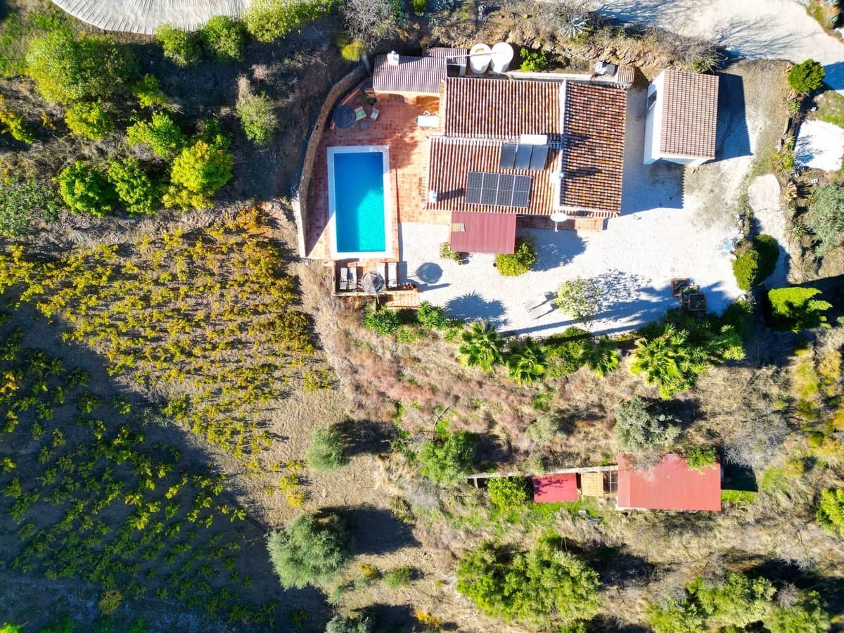 3 quarto Moradia para venda em El Borge com piscina garagem - 345 000 € (Ref: 9420040)