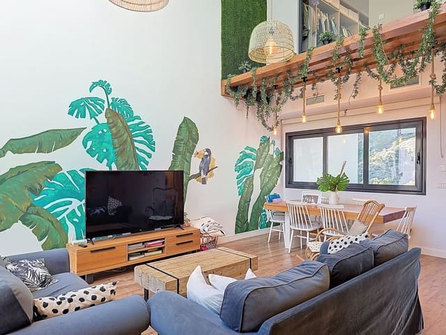 5 slaapkamer Halfvrijstaande villa te koop in Vélez de Benaudalla met garage - € 430.000 (Ref: 9424101)