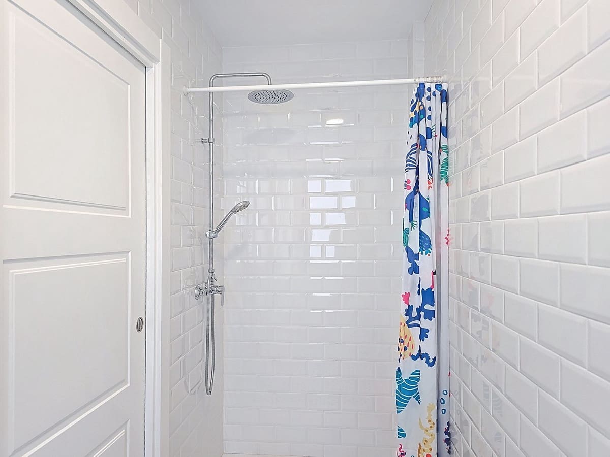 5 quarto Moradia Geminada para venda em Velez de Benaudalla com garagem - 430 000 € (Ref: 9424101)