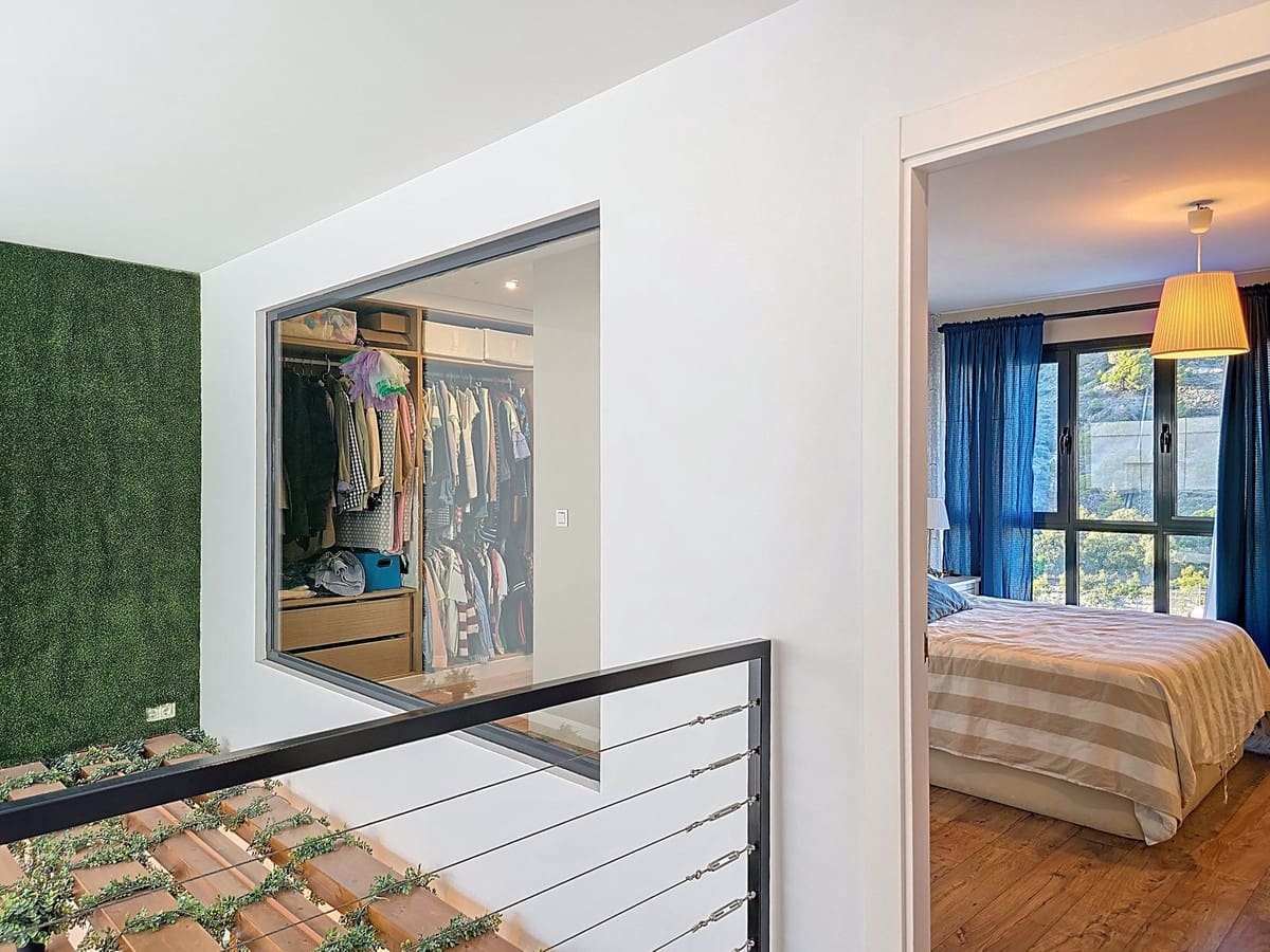 5 quarto Moradia Geminada para venda em Velez de Benaudalla com garagem - 430 000 € (Ref: 9424101)