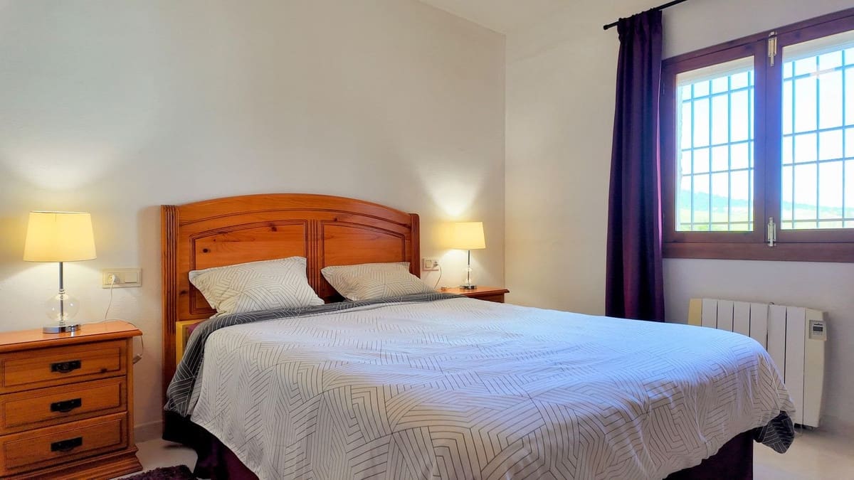 2 soverom Villa til salgs i Almogia med svømmebasseng garasje - € 320 000 (Ref: 9436302)