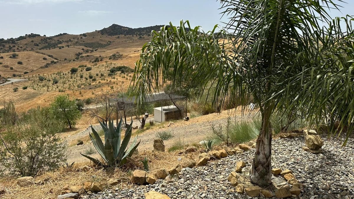 Chalet de 3 habitaciones en Alora en venta con piscina garaje - 369.000 € (Ref: 9439006)