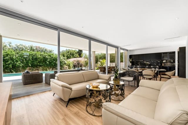 5 chambre Villa/Maison à vendre à Marbella avec piscine - 2 950 000 € (Ref: 9443652)